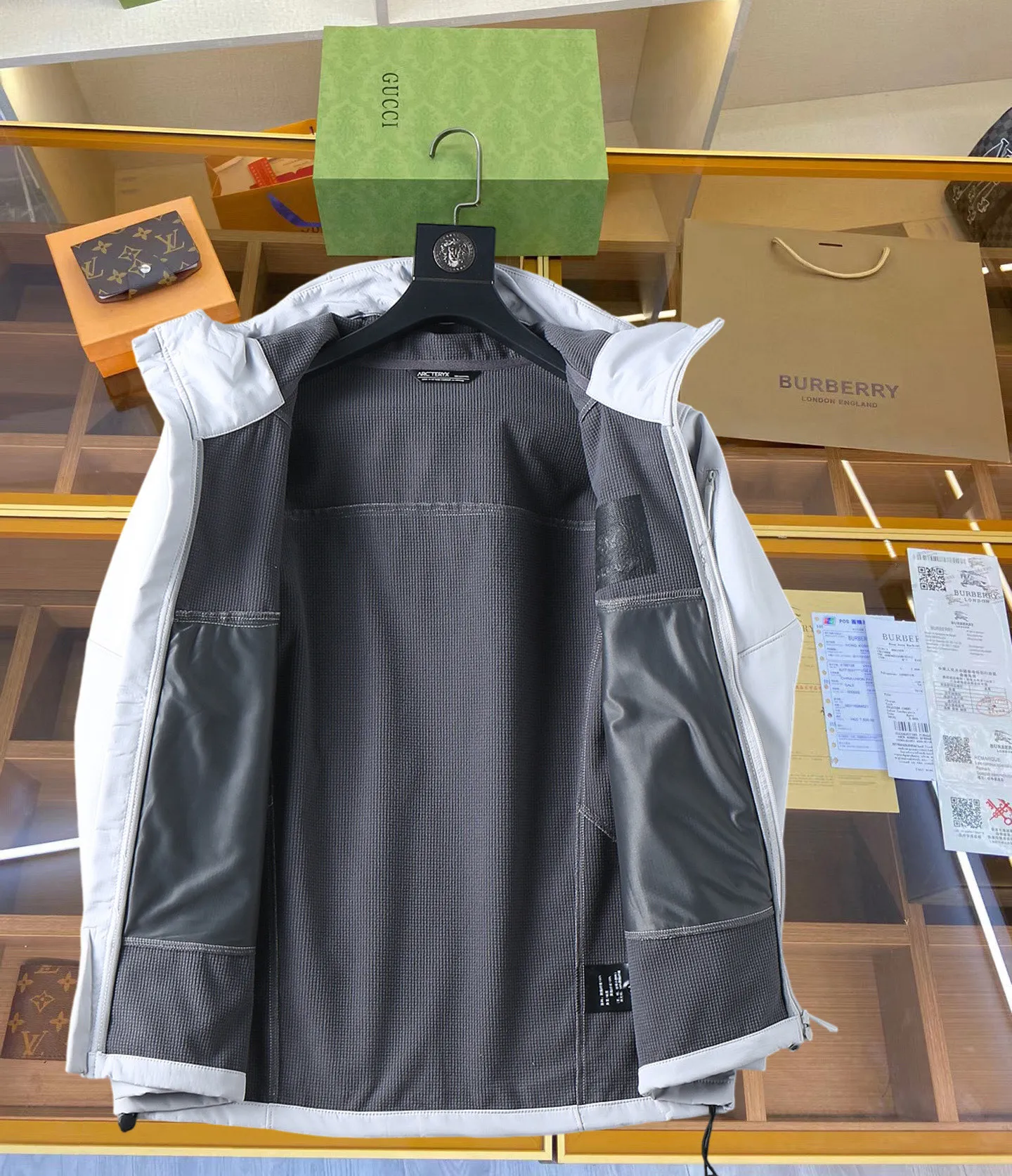 Same Style， ， 2026 New Arrival ，Original Premium Breathable ， ， ， Quality。 ， Sizes：M～3XL